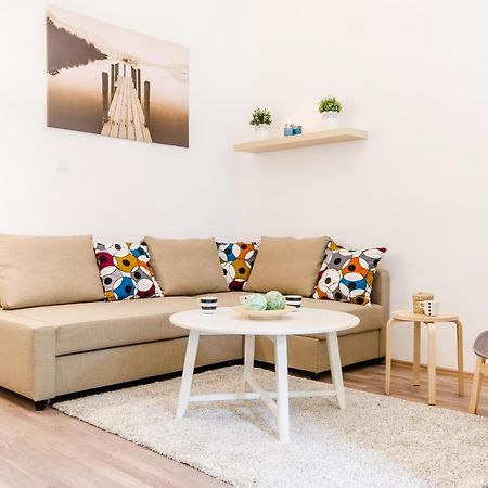 N28 Deluxe Apartment Budapest Esterno foto