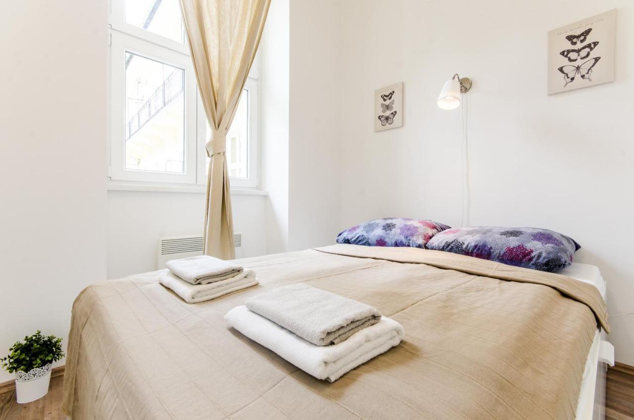 N28 Deluxe Apartment Budapest Esterno foto