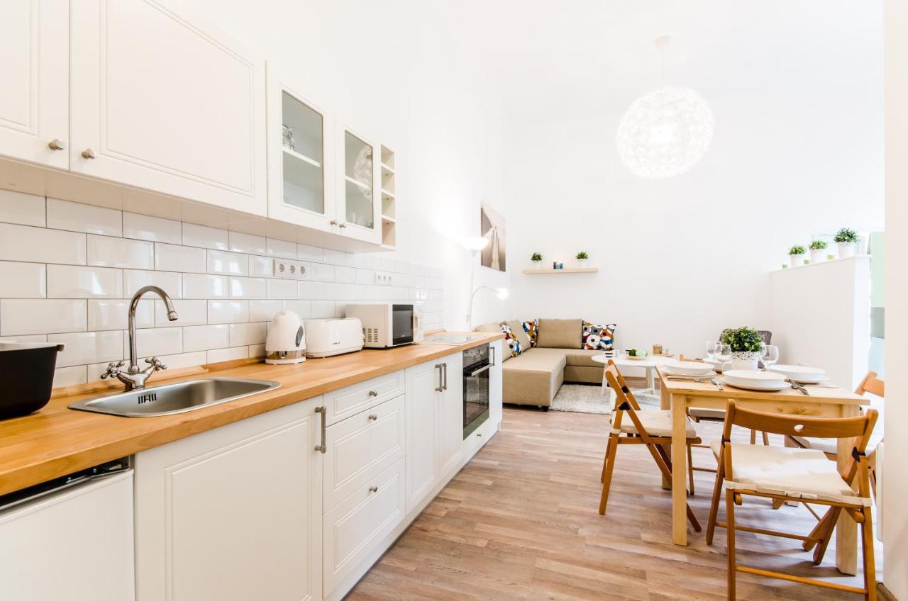 N28 Deluxe Apartment Budapest Esterno foto